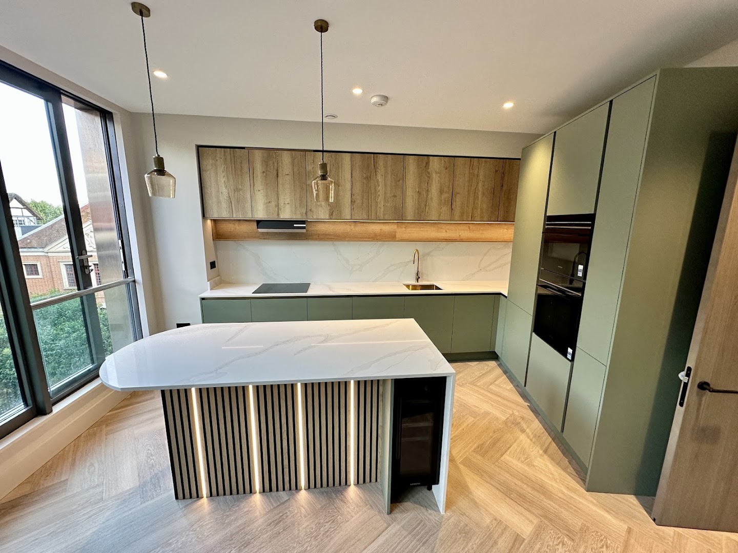 RD CARPENTER LTD — Photos 4